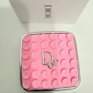 New Dior Octobuddy Pink phone holder suction ring charm